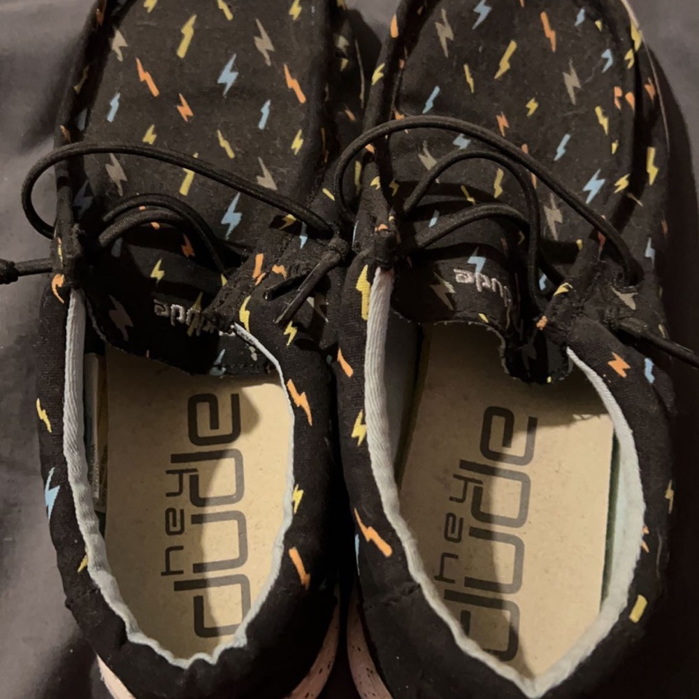 Black flash hey dudes